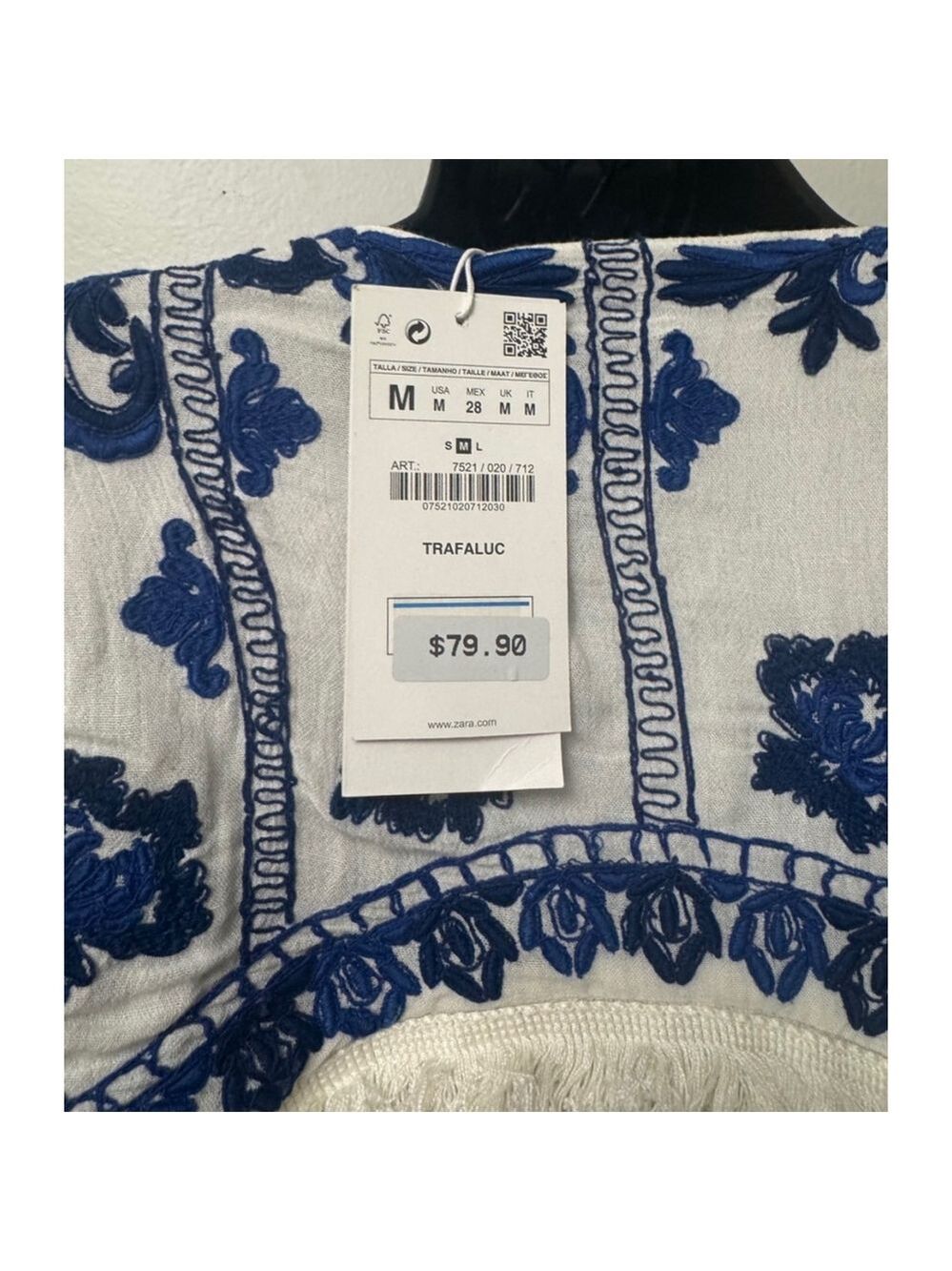 NEW Zara Trafaluc Embroidered Smocked Cardigan Size Medium White and Blue Flawed - Picture 13 of 16